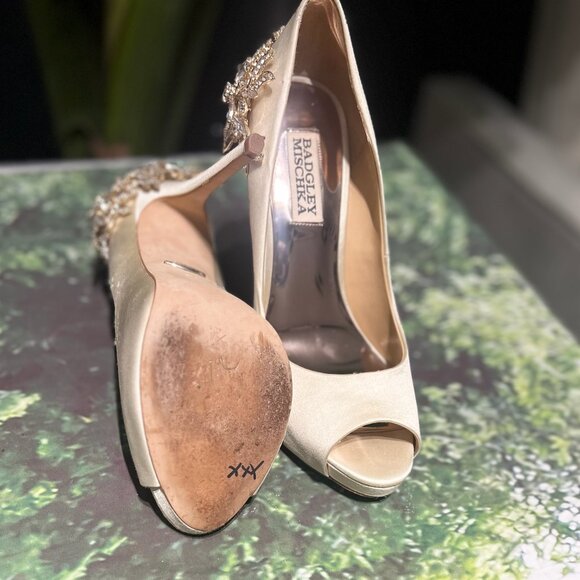 Badgley Mischka Marcia Heel-Women's - Picture 12 of 14
